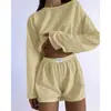 Novos Conjuntos Femininos Europeus e Americanos para Primavera e Verão da Amazon Transfronteiriços, Tops Pulôver Soltos e Shorts Elegantes e Simples com Corte Slim
