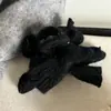 Presilha de Cabelo de Pelúcia Listrada Outono/Inverno para Mulheres, Presilha Grande de Tubarão para Penteado na Nuca, Acessório de Cabelo Elegante