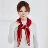 Bufanda Triangular de Punto 100% Cachemira Nueva Otoño e Invierno 2025 Bufanda de Moda para Mujer con Combinación de Colores Bufanda Cálida para el Cuello