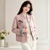 Nova coleção outono e inverno de roupas femininas para mulheres de meia-idade e idosas: casacos de lã estilosos e que rejuvenescem, perfeitos para a primavera, com um design chique e versátil