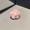 Nueva decoración de flor de perla de lana para zapatos con un toque de alta gama, hebilla de cordón de zapato de color caramelo, accesorio decorativo para zapatos deportivos y de senderismo