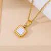 Collar Colgante de Concha de Diseño Geométrico de Nicho de Lujo Ligero Retro Francés Corazón Redondo Cadena para Clavícula de Acero de Titanio Chapado en Oro