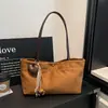 Bolso tote de color sólido mate para mujer, gran capacidad, bolso de mano nicho coreano, versátil para ir al trabajo, bolso de hombro y para debajo del brazo para mujer