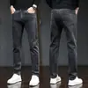 Calças jeans masculinas de outono e inverno, forradas com fleece, grossas, de corte slim, perna reta, com stretch, estilo 2008, modelo popular, calças jeans compridas