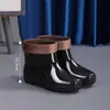 Botas de chuva: antiderrapante, resistente a óleo, resistente ao desgaste, de cano alto, moderno, resistente a odores, à prova d'água, espesso, leve, resistente à água e resistente a manchas, proporcionando calor