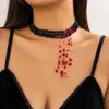 Jóias transfronteiriças europeias e americanas Brincos de borla de cristal de pérola gótica Brincos longos de gotas de sangue de Halloween para mulheres