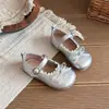 Sapatos Mary Jane Individuais de Outono para Meninas 26 Novos Vermelhos Estilo Ballet Sapatos de Couro Infantis Franceses Mocassins de Solado Macio