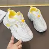 Zapatos para niñas para primavera y otoño, nuevo estilo transpirable de zapatos tipo papá para niñas, zapatillas para niñas mayores y pequeñas, zapatos de malla para niños, modernos