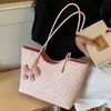 2026 Nova Bolsa Feminina Bolsa de Ombro Único Tendência Casual Versátil Grande Capacidade Bolsa de Ombro Único Bolsa Tote Estampada Fashion