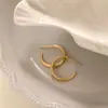 Pendientes de Aro Minimalistas Versátiles para el Día a Día Aro Liso Mate Deslustrados Pendientes de Estilo Fresco de Gama Alta Pinzas para Orejas de Disco de Espiral Antimosquitos para Mujer