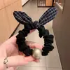 2026 Novo Retrô Luxo Leve Xadrez Orelha de Coelho Pérola Prendedor de Cabelo Moda Versátil Acessório de Cabelo para Rabo de Cavalo