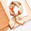Pañuelo cuadrado pequeño de 70 cm para mujer, bufanda nueva de primavera y otoño, versátil, regalo para madre, bufanda práctica, a la moda, de alta gama