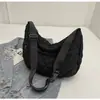 Bolso Cruzado Rombo Nuevo Estilo Otoño e Invierno, Diseño de Nicho, Bolso de Hombro Único para Mujer, Simple y Moderno para el Trabajo, Bolso Tipo Dumpling de Gran Capacidad