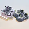 Zapatos Deportivos para Niños 2026 Primavera/Otoño Nuevos Zapatos para Niños Niños Medianos y Grandes Zapatos de Papá Zapatos Individuales para Niñas Zapatos de Malla para Correr para Niños